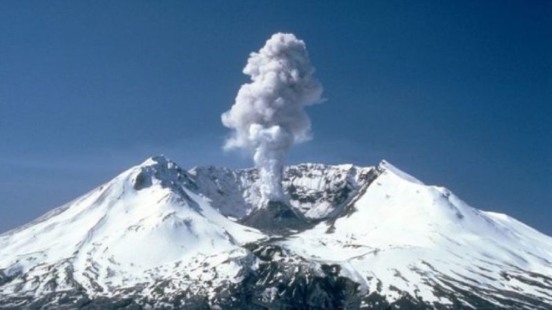 L’esplosione del Monte Saint Helens: il disastro naturale che ha sconvolto gli Stati Uniti